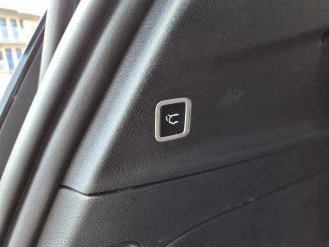 Used 2025 Chrysler Pacifica Select FWD image 21