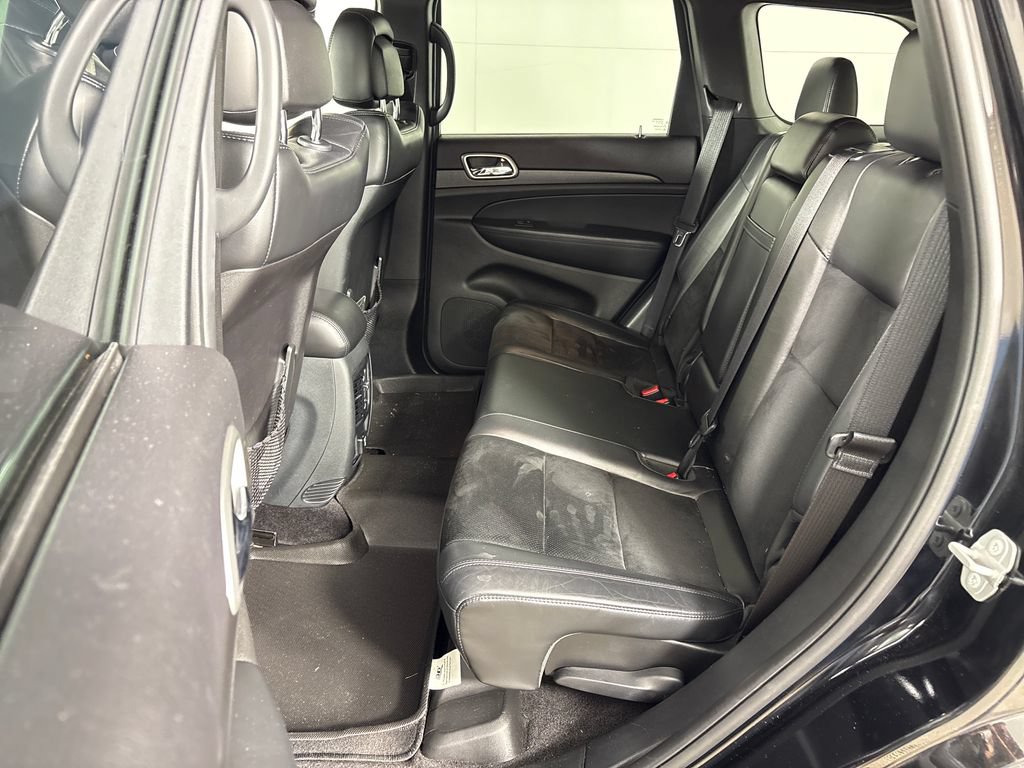 Used 2018 Jeep Grand Cherokee Altitude RWD image 29