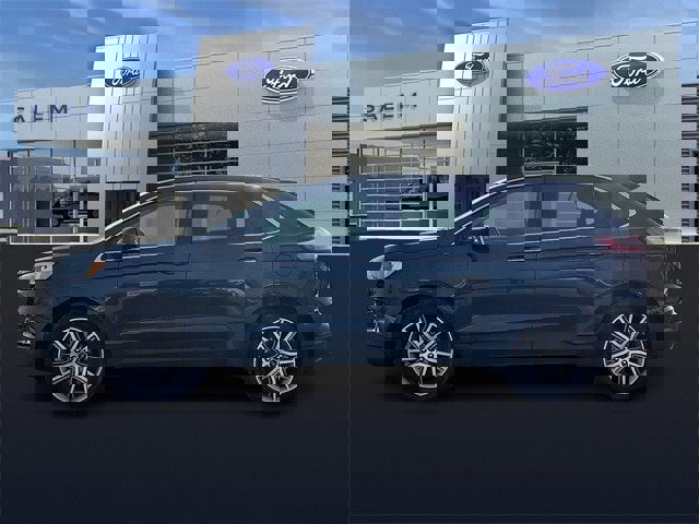 Certified 2024 Ford Edge Titanium image 5