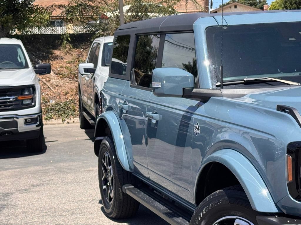 Certified 2023 Ford Bronco Outer Banks AWD/4WD image 5