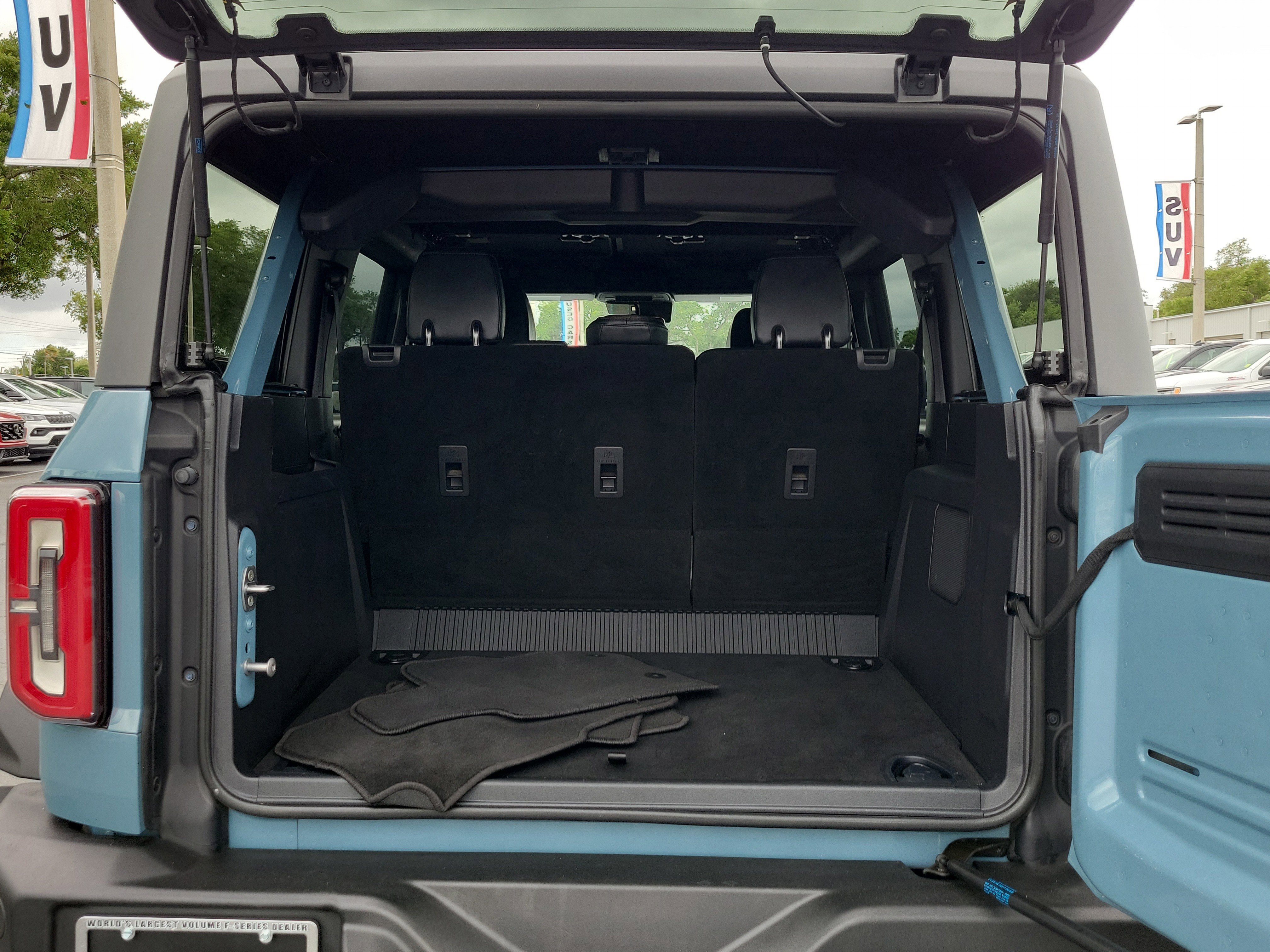 Certified 2023 Ford Bronco Wildtrak image 9