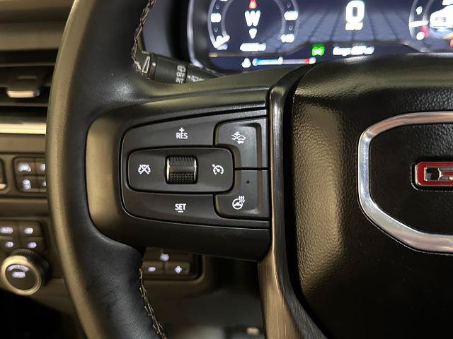 Used 2024 GMC Yukon XL AT4 w/ Technology Package AWD/4WD image 23