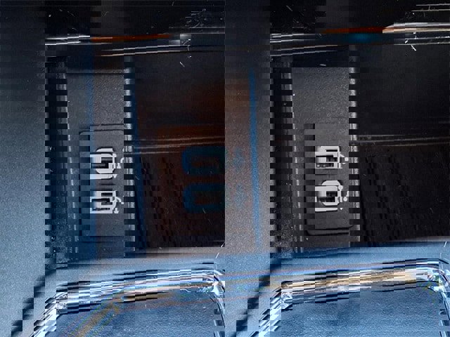 Certified 2018 Ford F150 XLT w/ Equipment Group 302A Luxury image 17