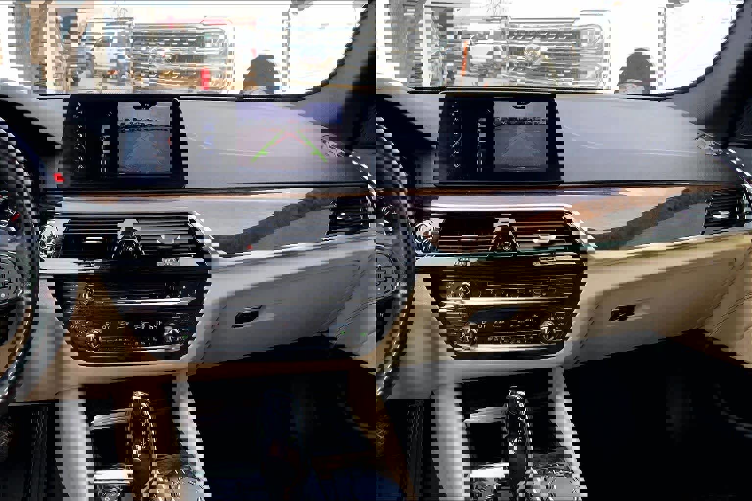 Used 2018 BMW 530i image 7