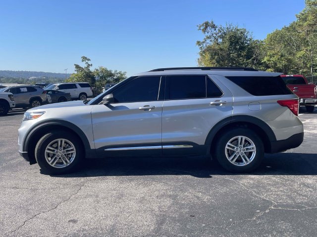 Certified 2023 Ford Explorer XLT RWD image 7