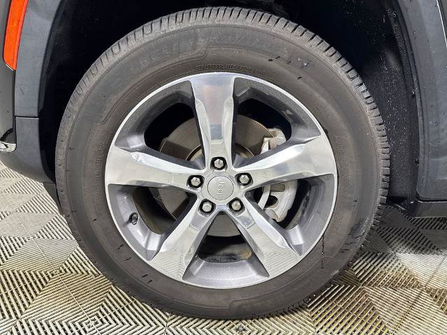 Used 2022 Jeep Grand Cherokee L Limited AWD/4WD image 13