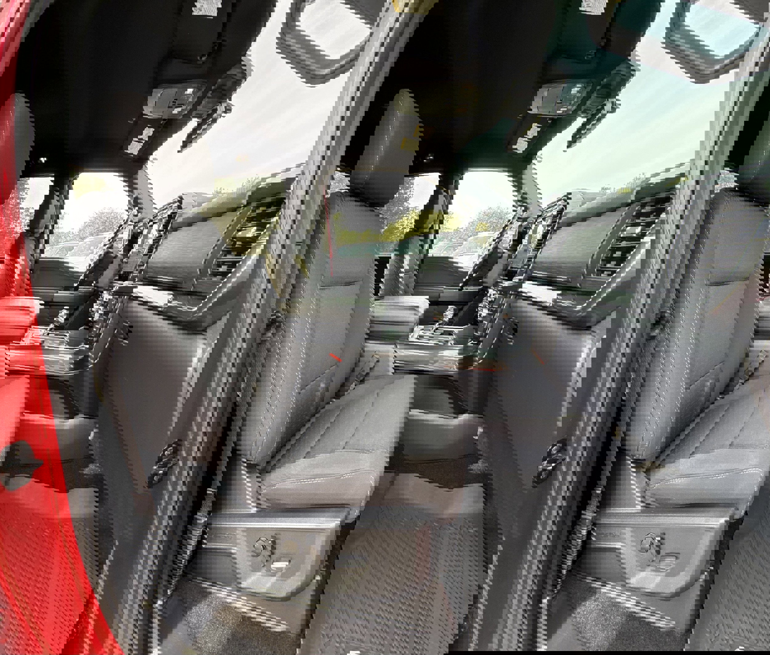 Certified 2022 Ford F150 XLT w/ Equipment Group 302A High image 16