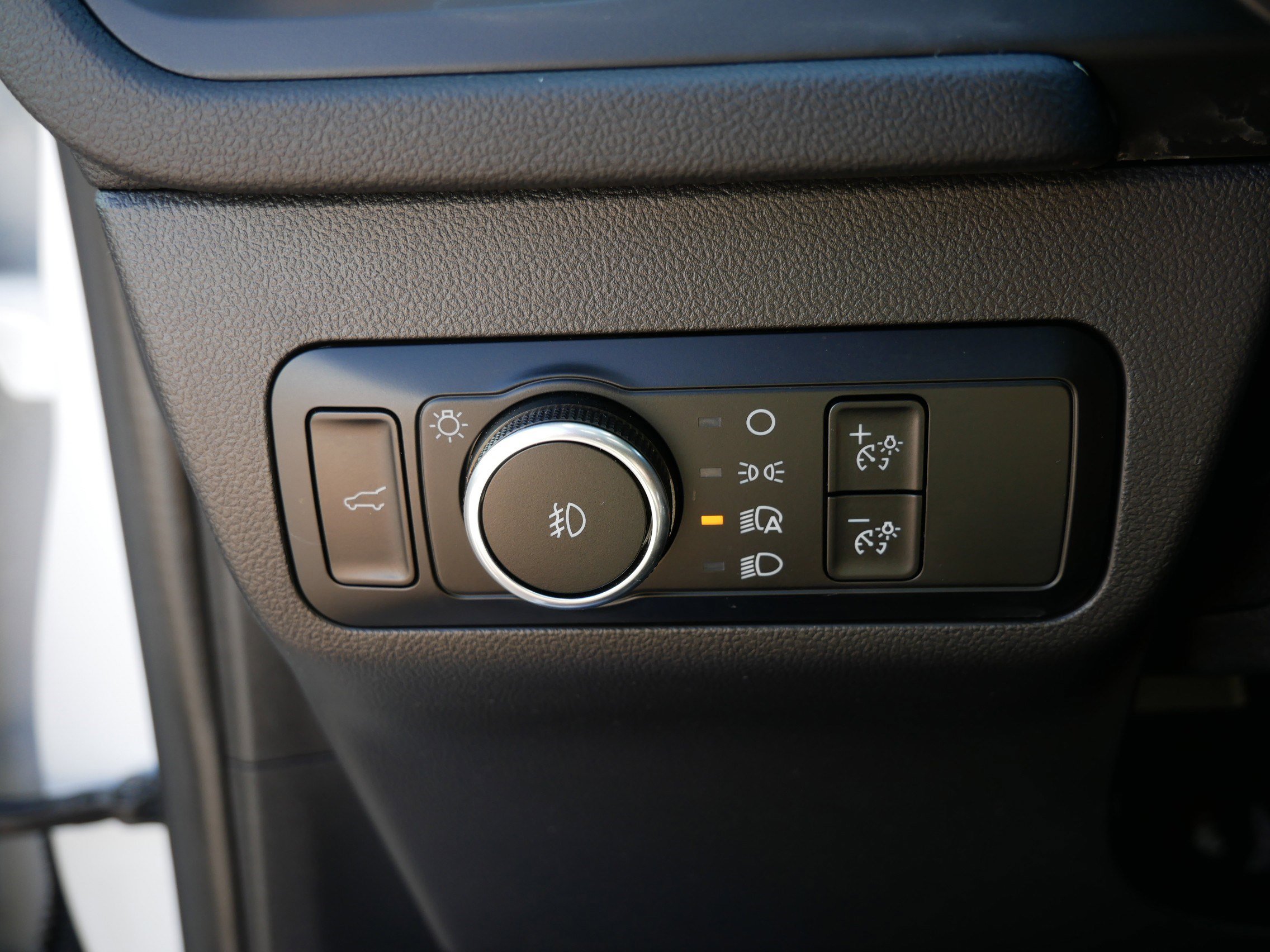 Certified 2024 Ford Escape Platinum AWD/4WD image 26