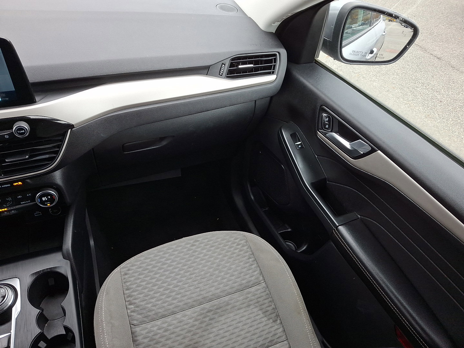 Certified 2021 Ford Escape SE image 16