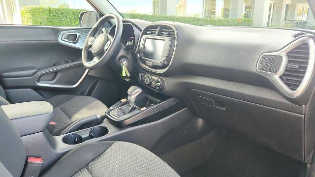 Used 2024 Kia Soul LX w/ Option Group 015 image 29