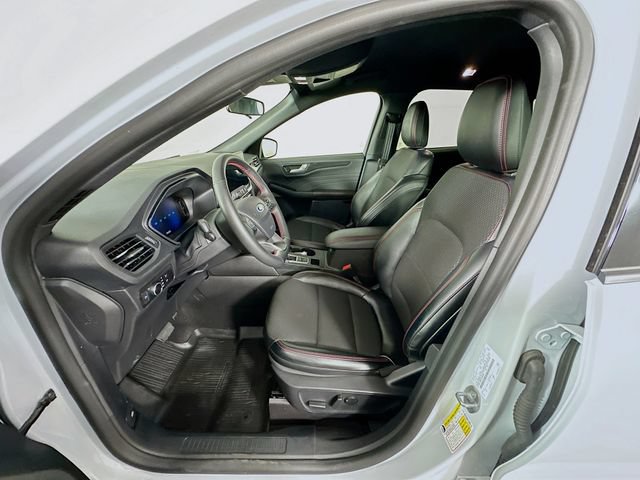 Certified 2025 Ford Escape ST-Line w/ Equipment Group 301A FWD image 28