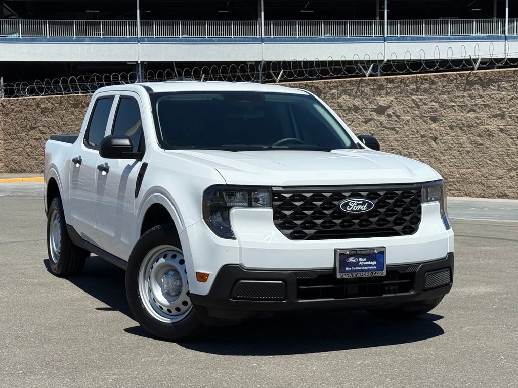Certified 2025 Ford Maverick XL FWD image 3