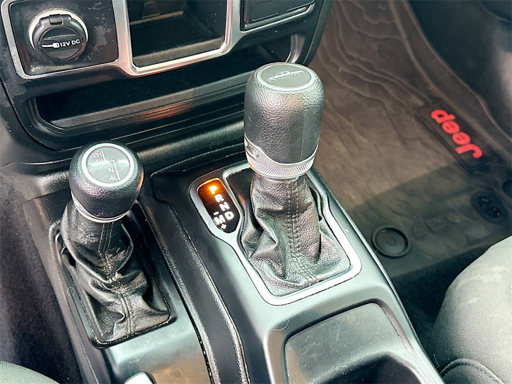 Used 2021 Jeep Gladiator Sport image 22