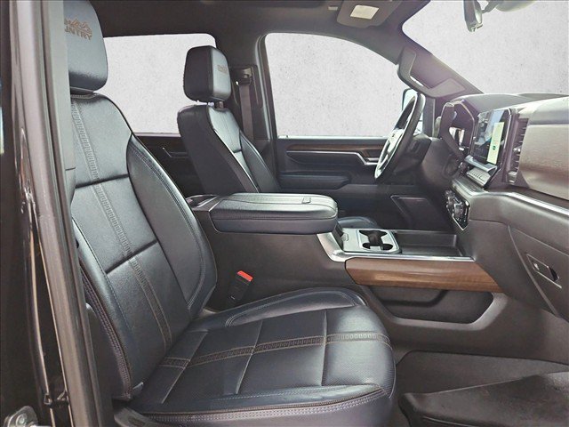 Used 2024 Chevrolet Silverado 3500 High Country w/ High Country Premium Package AWD/4WD image 16