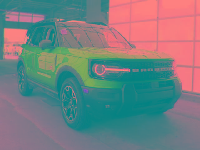 Certified 2025 Ford Bronco Sport Outer Banks w/ Outer Banks Tech Package+ AWD/4WD image 3