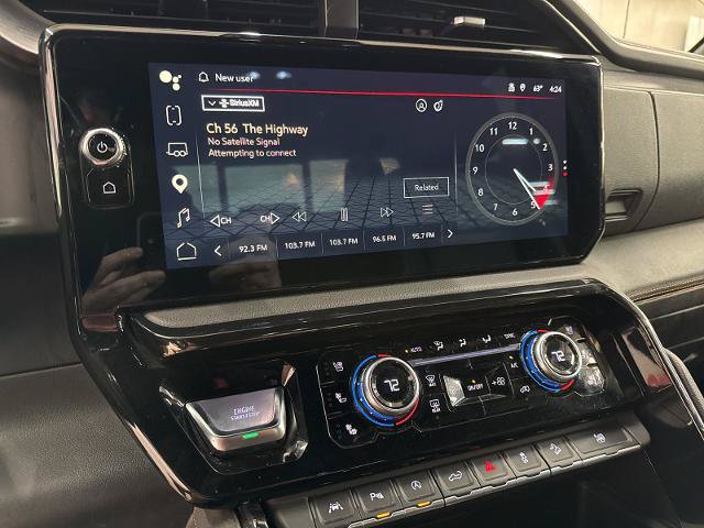 Used 2022 GMC Sierra 1500 AT4 w/ AT4 Premium Package AWD/4WD image 18
