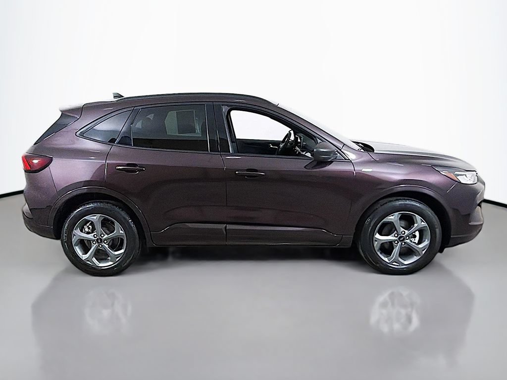 Certified 2023 Ford Escape ST-Line AWD/4WD image 14