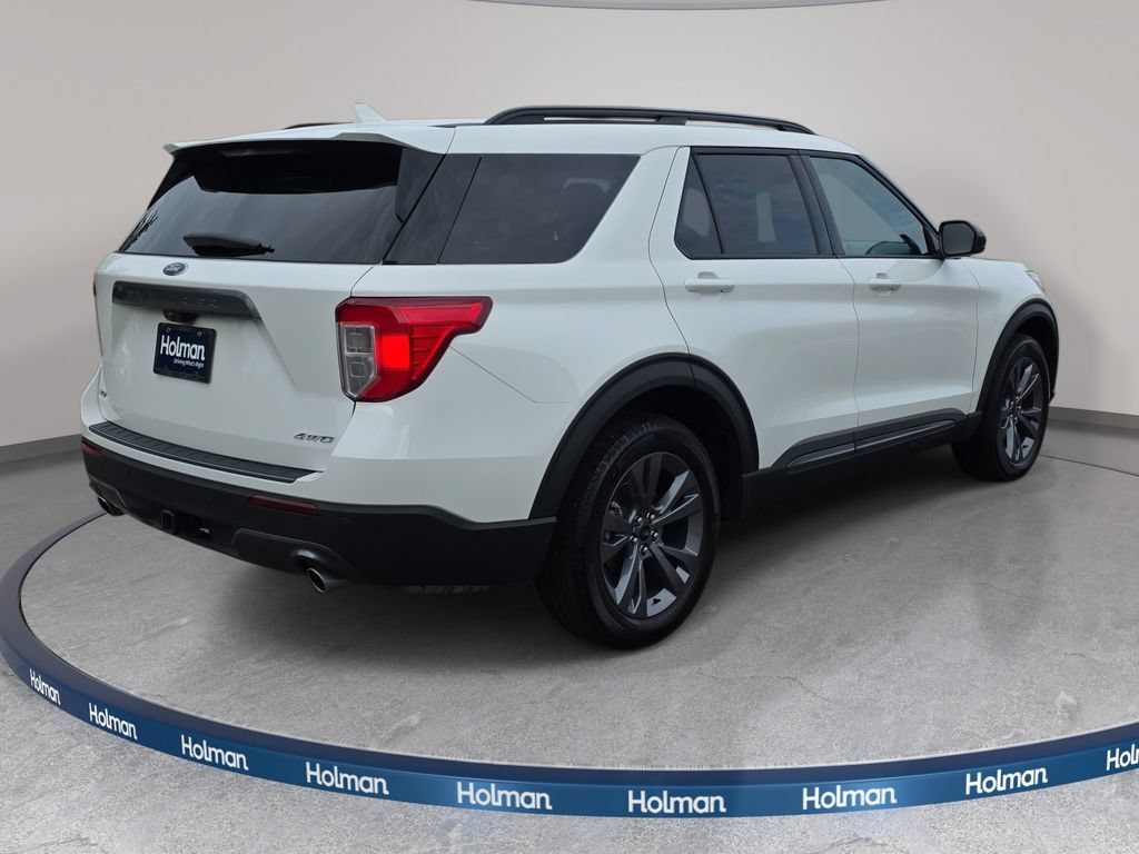 Certified 2023 Ford Explorer XLT w/ Equipment Group 202A AWD/4WD image 5