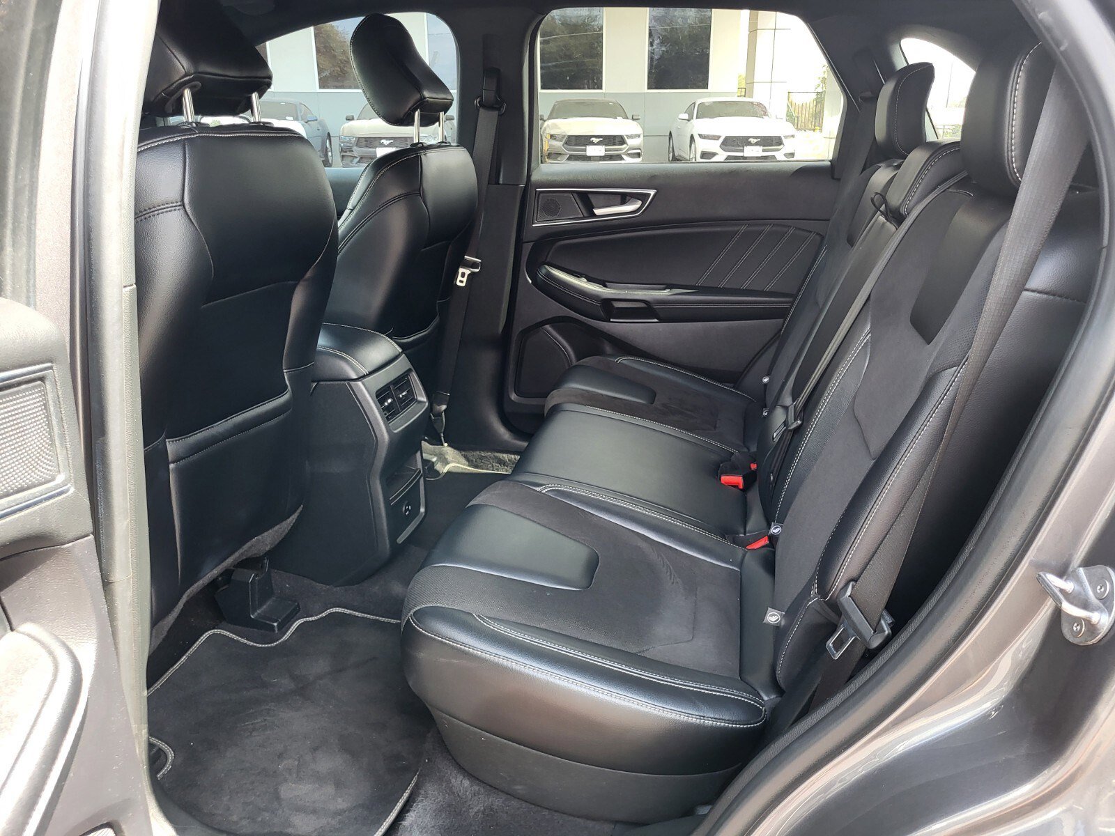 Certified 2022 Ford Edge ST image 17