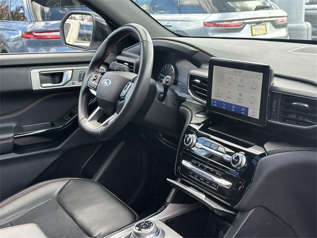 Certified 2022 Ford Explorer ST-Line w/ Class IV Trailer Tow Package image 34