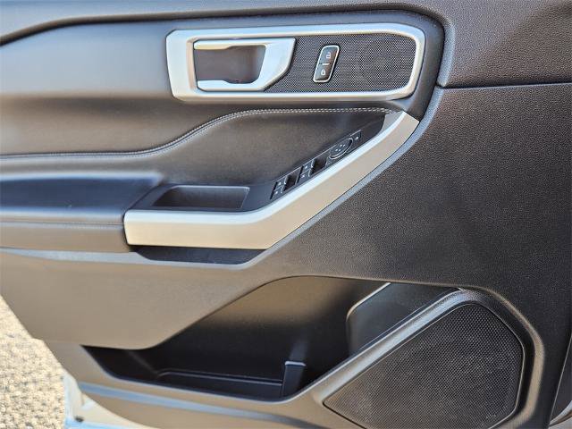 Certified 2023 Ford Explorer XLT w/ Equipment Group 202A image 31