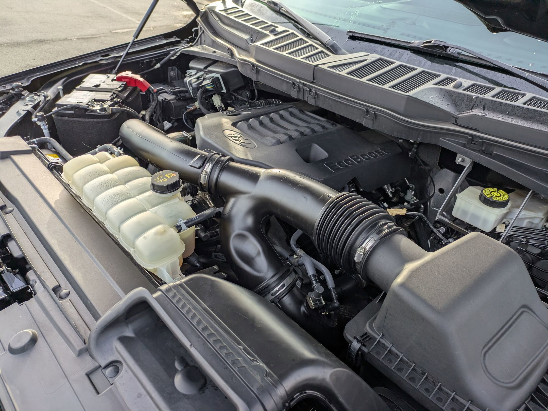 Certified 2022 Ford F150 Lariat w/ Equipment Group 502A High image 46