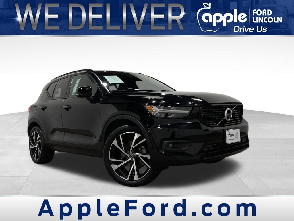 Used 2021 Volvo XC40 T5 R-Design image 8