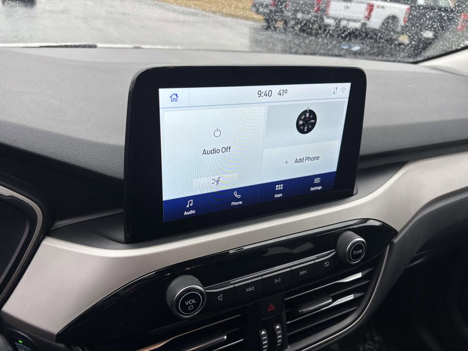 Certified 2021 Ford Escape SE w/ SE Sport Appearance Package image 21