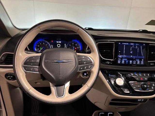 Used 2020 Chrysler Pacifica Limited w/ Advanced Safetytec Group image 11