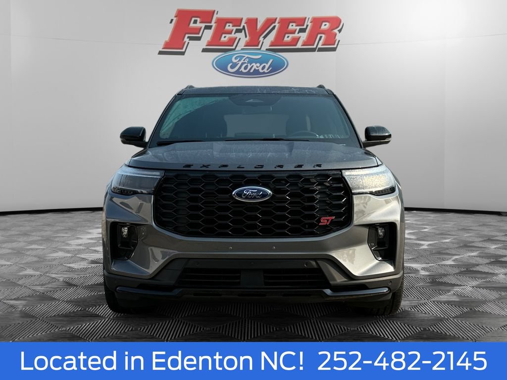 Certified 2025 Ford Explorer ST AWD/4WD image 9