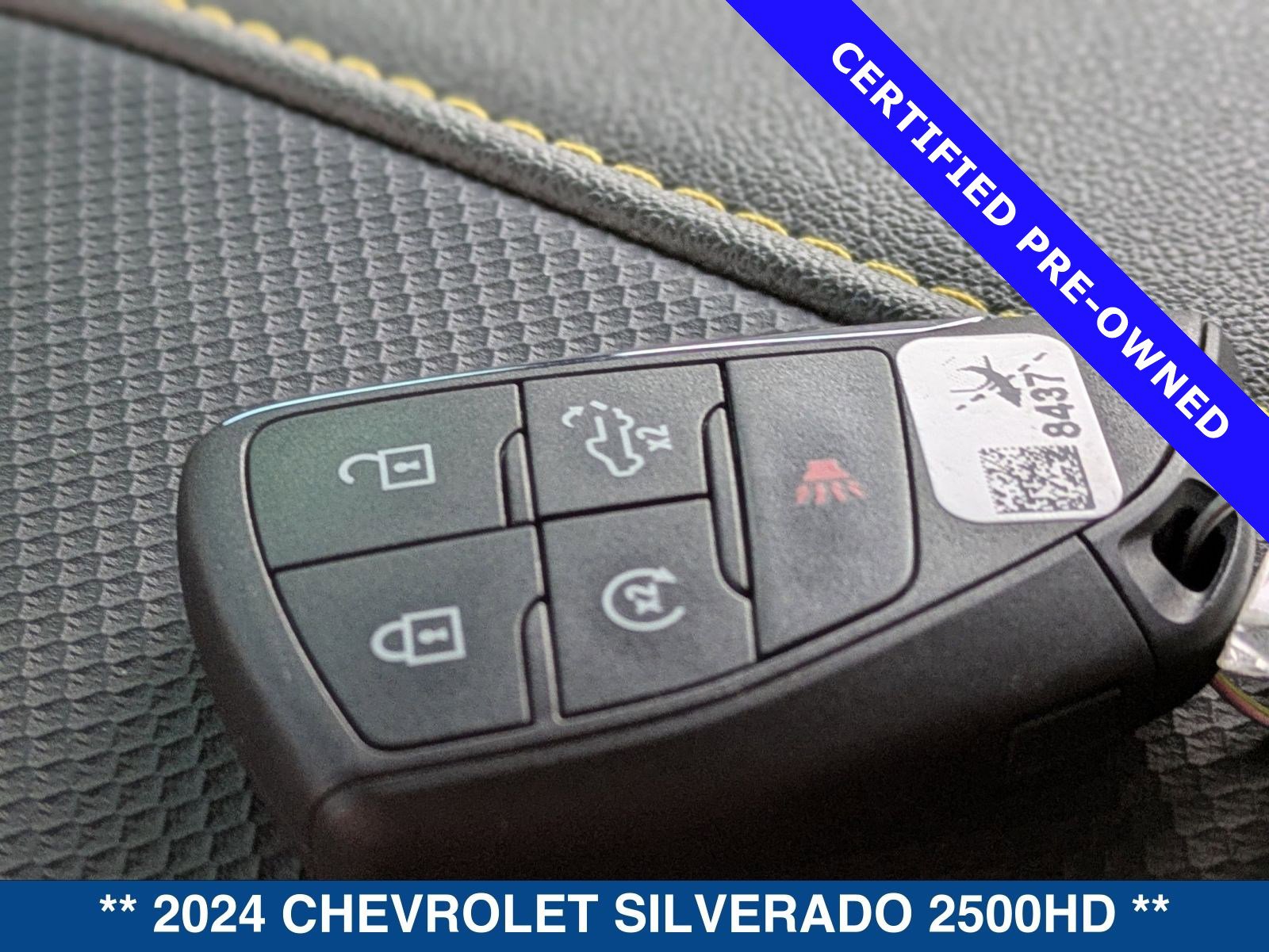 Used 2024 Chevrolet Silverado 2500 ZR2 w/ Technology Package image 34