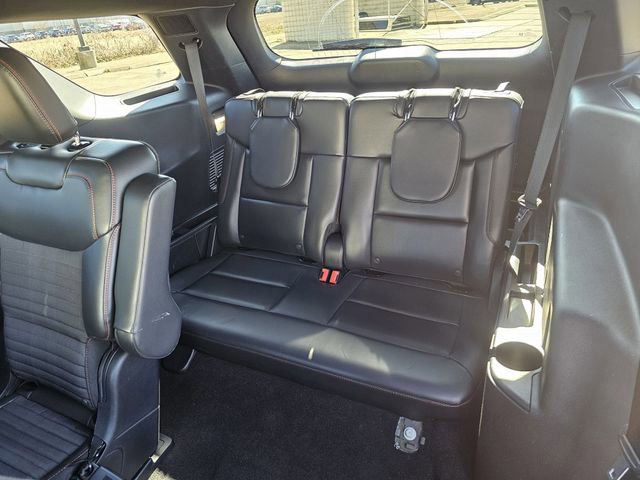 Certified 2025 Ford Explorer ST-Line image 18