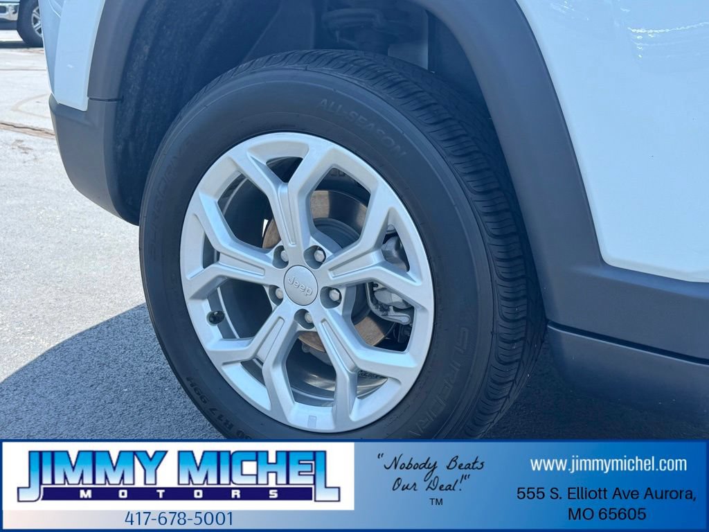 Used 2024 Jeep Compass Latitude AWD/4WD image 24