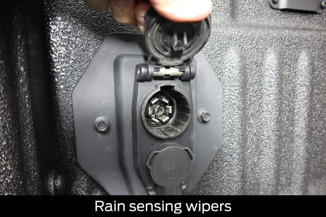 Certified 2025 Ford F450 Platinum w/ FX4 Off-Road Package image 40