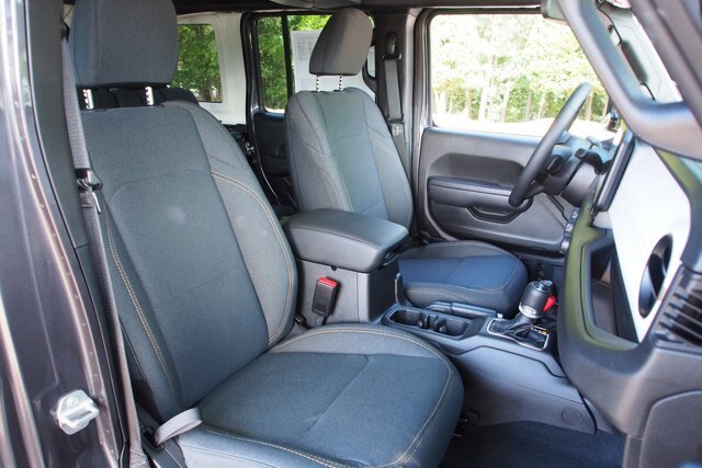 Used 2024 Jeep Wrangler Unlimited Sport AWD/4WD image 11