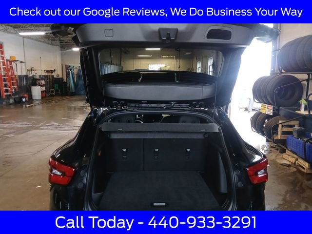 Used 2025 Chevrolet Trax RS w/ Sunroof Package FWD image 36