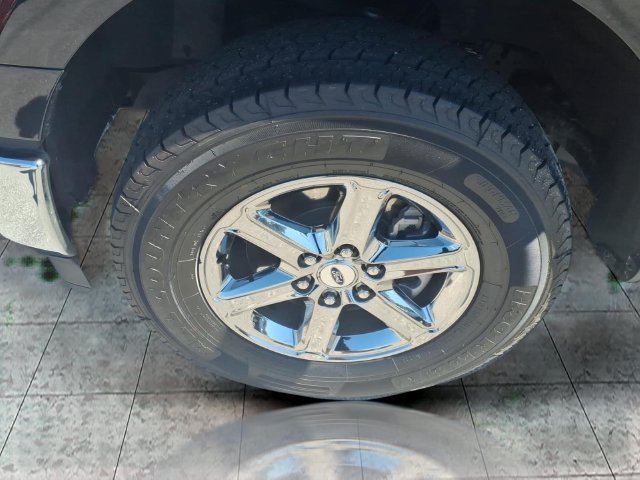 Certified 2025 Ford F150 XLT w/ Equipment Group 301A Standard AWD/4WD image 6