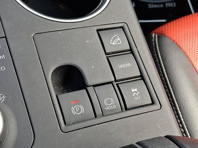 Used 2024 Toyota Highlander XSE AWD/4WD image 25