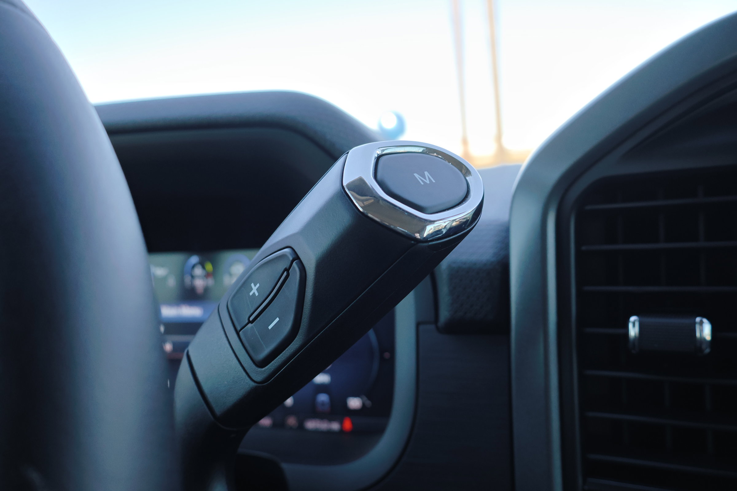 Certified 2025 Ford F150 XLT w/ Equipment Group 301A Standard image 23