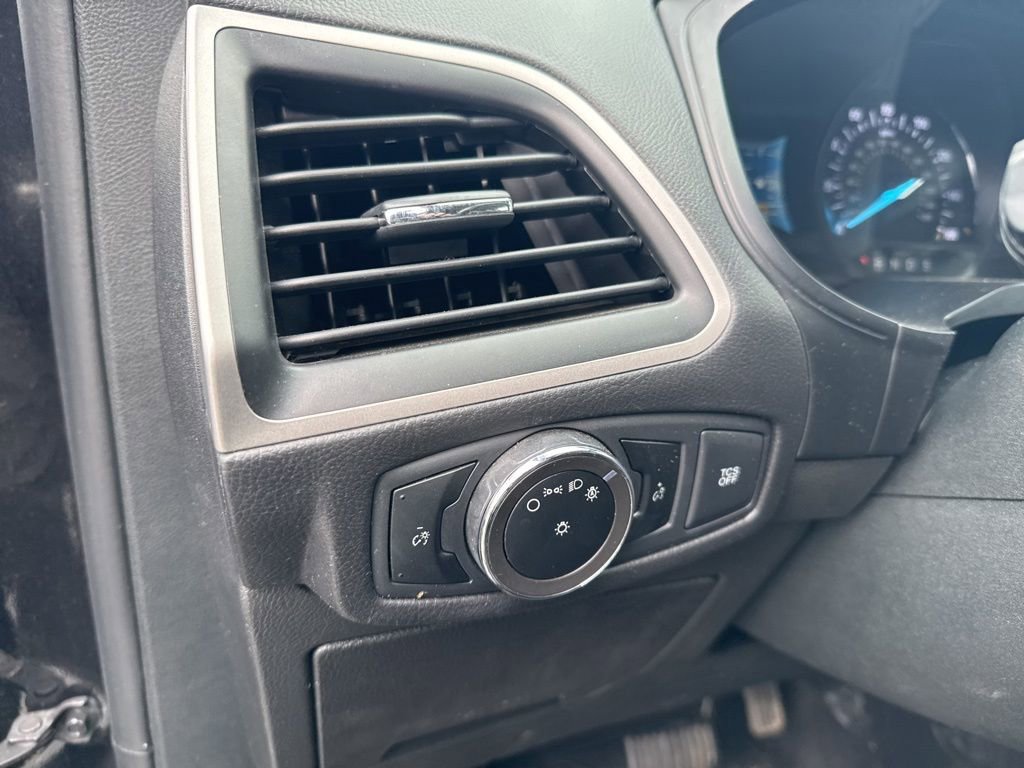 Certified 2023 Ford Edge SEL image 13