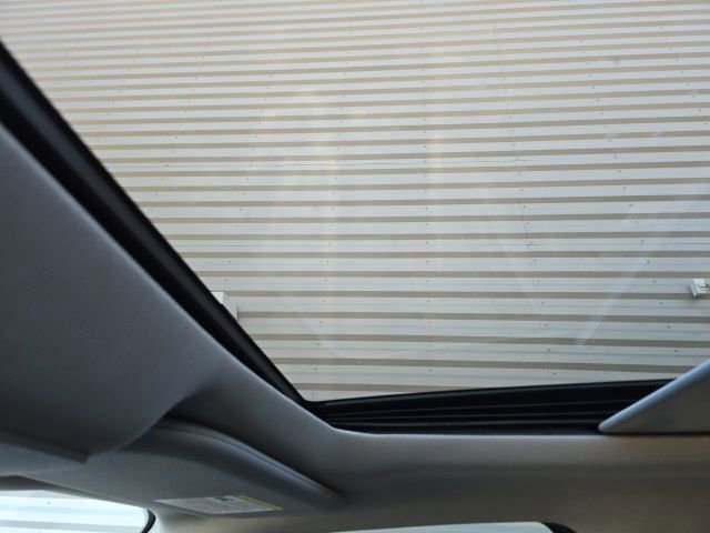 Certified 2021 Ford F150 Lariat w/ Equipment Group 502A High image 13