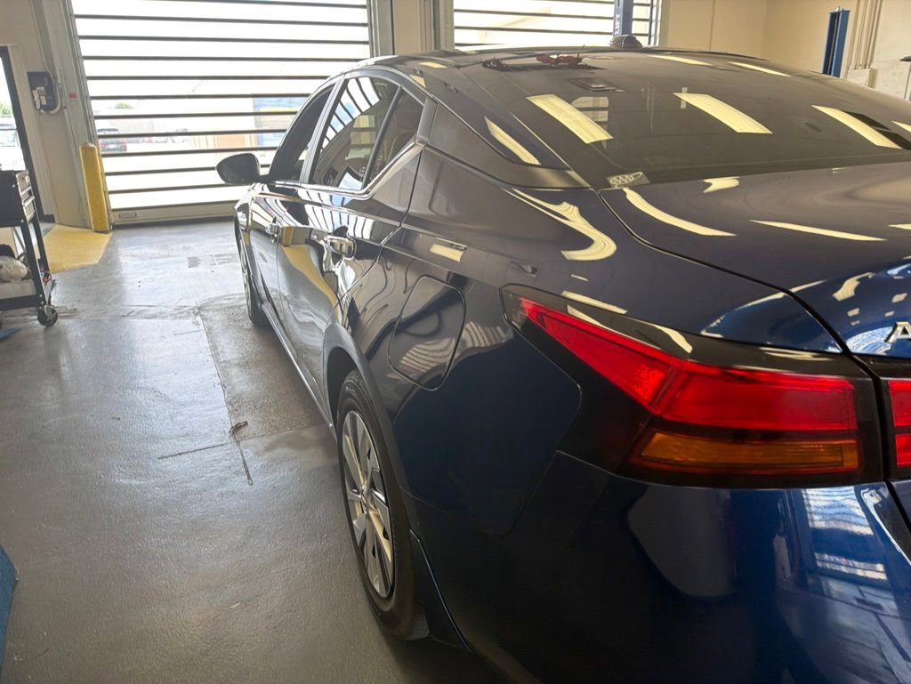 Used 2020 Nissan Altima 2.5 S FWD image 9