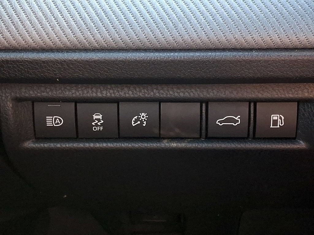 Used 2025 Toyota Camry SE FWD image 26