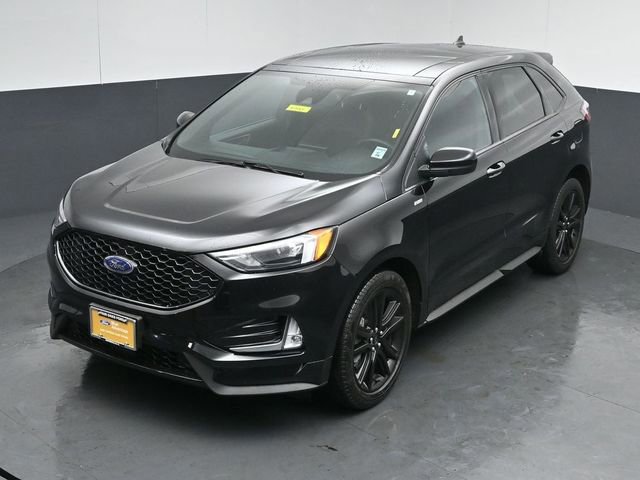 Certified 2021 Ford Edge ST-Line w/ Class II Trailer Tow Package image 4