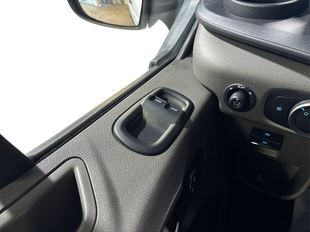 Certified 2024 Ford Transit 350 XLT RWD image 32