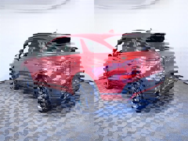 Used 2024 Genesis GV70 2.5T w/ Sport Prestige Package image 2