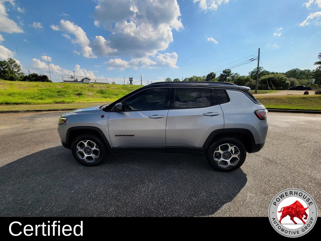 Used 2022 Jeep Compass Trailhawk w/ Trailhawk Elite Group AWD/4WD image 2