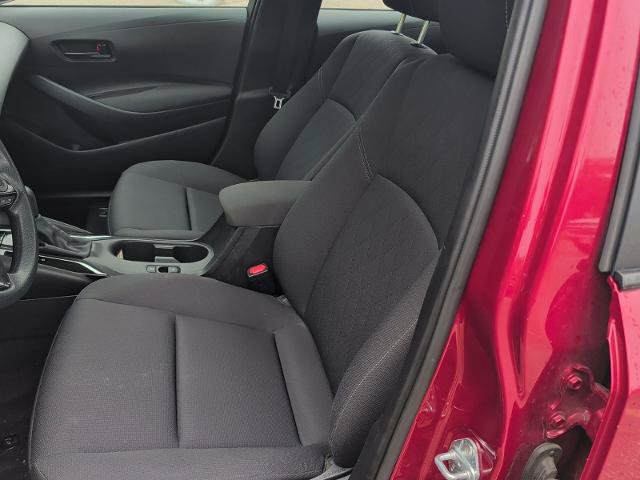 Used 2025 Toyota Corolla LE FWD image 9