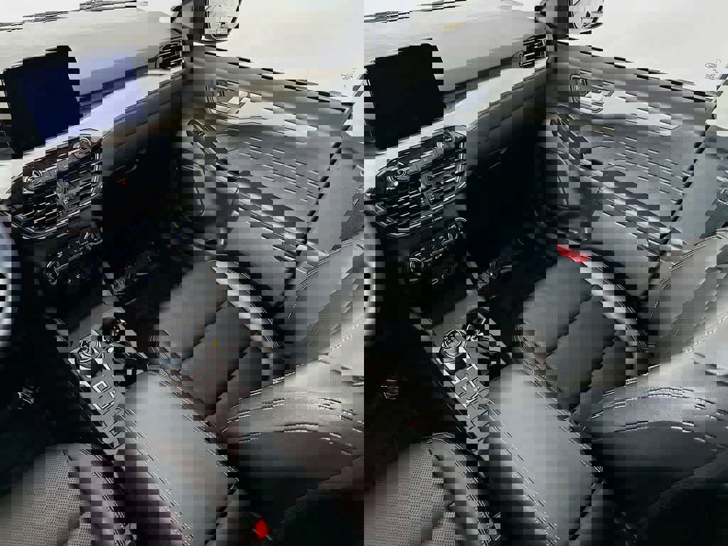 Certified 2022 Ford Escape SEL image 13