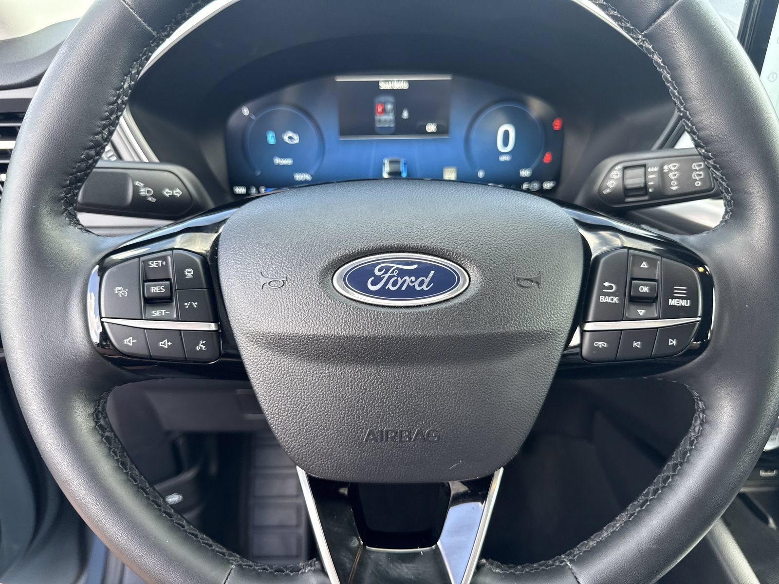 Certified 2025 Ford Escape Platinum FWD image 35